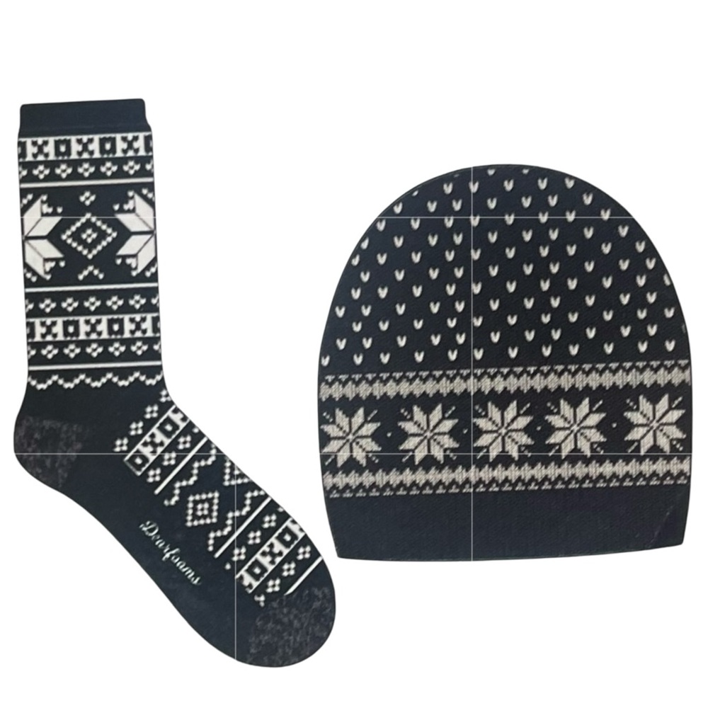 Dearfoams Snowflakes and Snow Hat and Crew Socks Set NEW!
